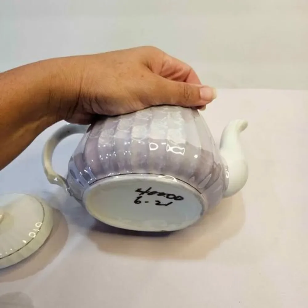 Unbranded beautiful teapot